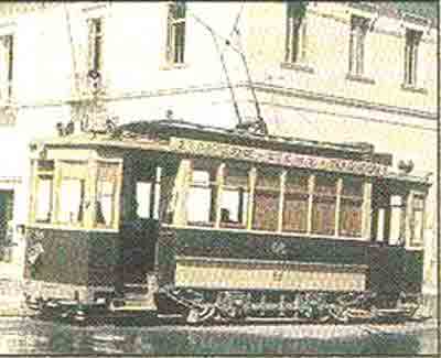The tram of the "Customs House-EIS Station-Larissa Station" line, ex "Customs House-SAP Station-Larissa Station". The "Cowboy" in one of its final appearances. The trams were run by the "Athens Piraeus Railways" company.